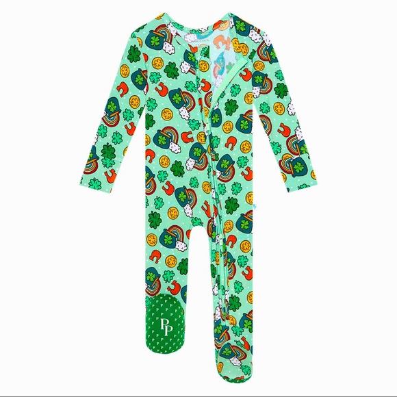 •NEW•Posh Peanut “Posh Patrick’s Day” Footie - Picture 2 of 9